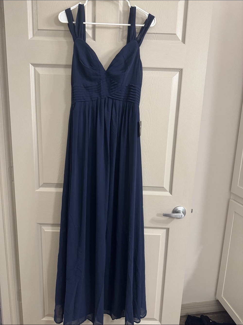 Elegant Navy Blue Maxi Dress with Ruched Bodice